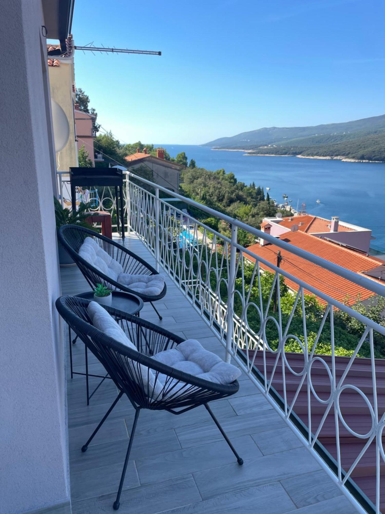 Apartment Stella Рабац Екстериор снимка